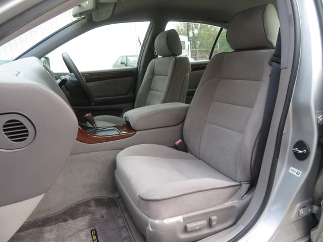 1998 Toyota Aristo JDM car for sale — photo 21 of 25