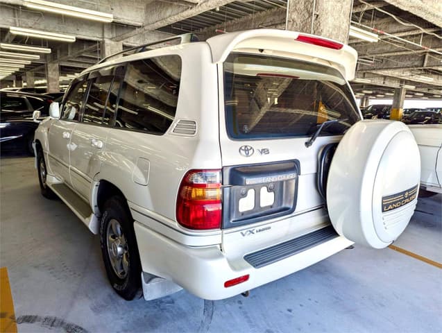 2000 Toyota Land Cruiser JDM car for sale — photo 3 of 10