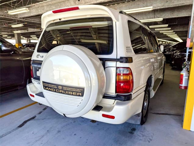 2000 Toyota Land Cruiser JDM car for sale — photo 4 of 10