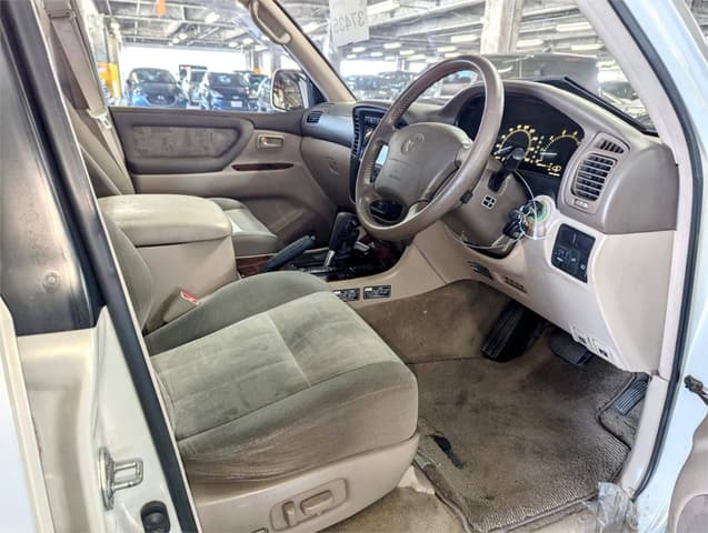 2000 Toyota Land Cruiser JDM car for sale — photo 5 of 10