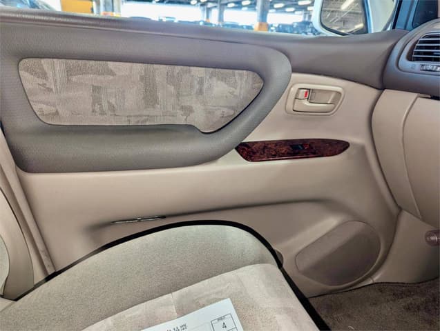 2000 Toyota Land Cruiser JDM car for sale — photo 7 of 10