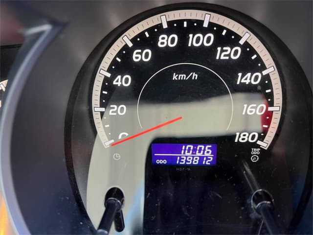 2007 Toyota HiAce JDM car for sale — photo 5 of 10