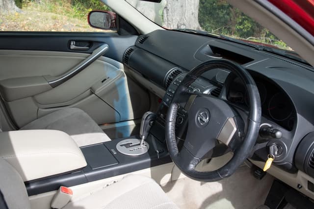 2001 Nissan Skyline JDM car for sale — photo 9 of 12