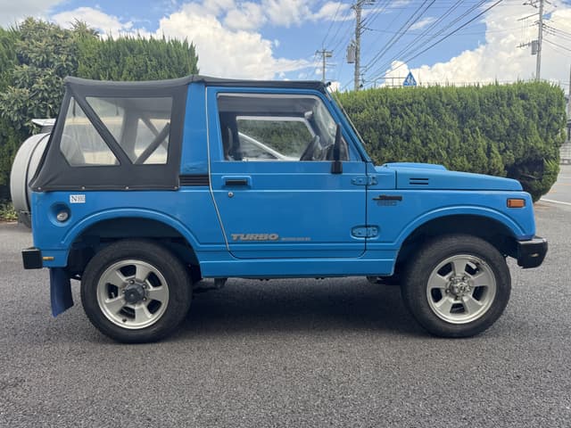 1990 Suzuki Jimny JDM car for sale — photo 2 of 21