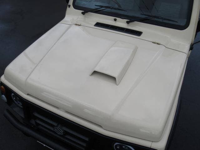 1997 Suzuki Jimny JDM car for sale — photo 16 of 19