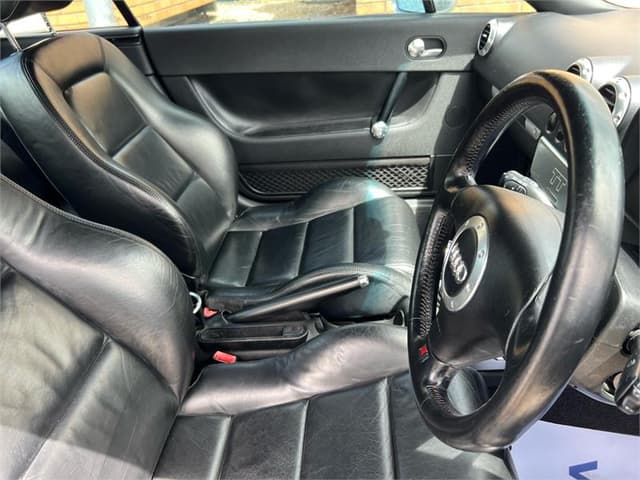 2000 Audi Tt JDM car for sale — photo 16 of 19
