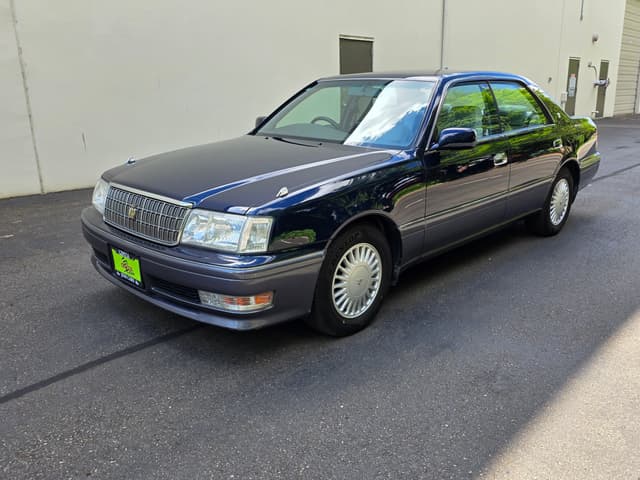 1998 Toyota Crown JDM car for sale — photo 6 of 13