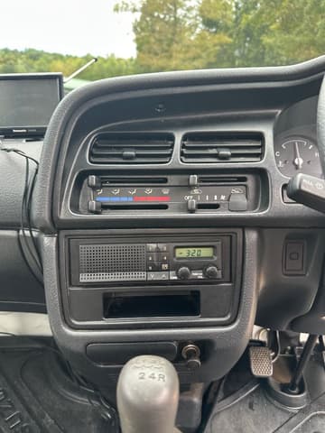 1995 Suzuki Carry JDM car for sale — photo 21 of 23