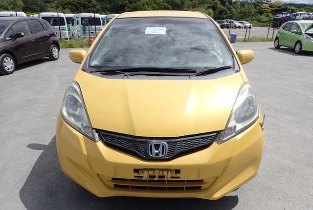 2011 Honda Fit JDM car for sale — photo 8 of 25