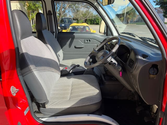 1999 Daihatsu Hijet JDM car for sale — photo 12 of 20