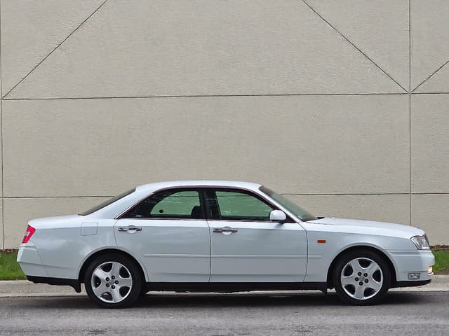 1999 Nissan Cedric JDM car for sale — photo 18 of 22