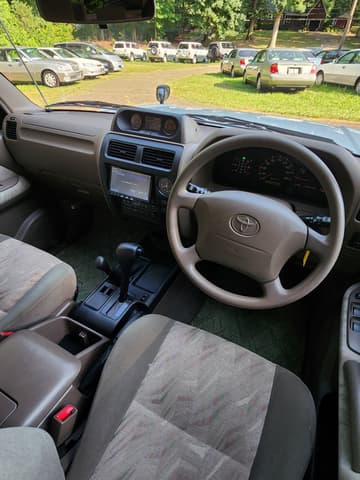 2001 Toyota Land Cruiser Prado JDM car for sale — photo 20 of 25
