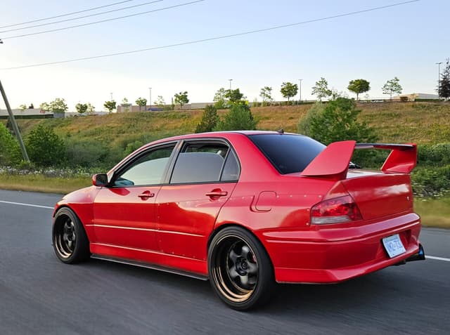 2001 Mitsubishi Lancer Evolution JDM car for sale — photo 15 of 17
