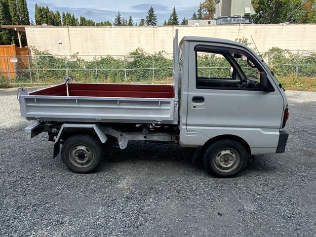 1991 Mitsubishi Minicab JDM car for sale — photo 4 of 10
