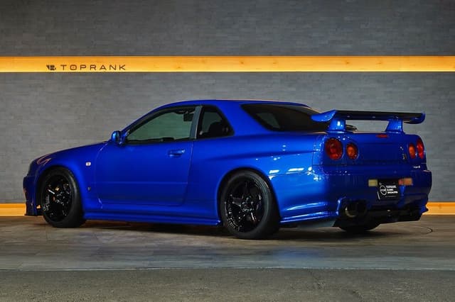 2002 Nissan Skyline JDM car for sale — photo 4 of 25