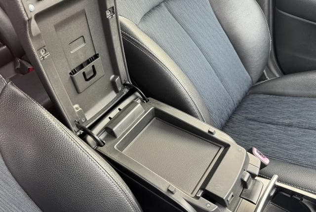 2011 Subaru Legacy JDM car for sale — photo 21 of 25