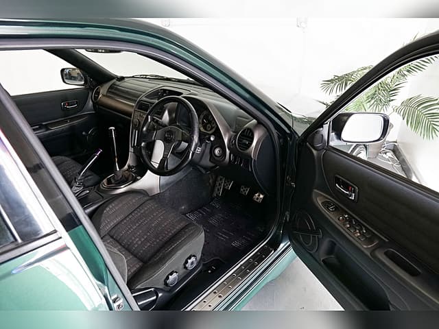 1999 Toyota Altezza JDM car for sale — photo 18 of 25