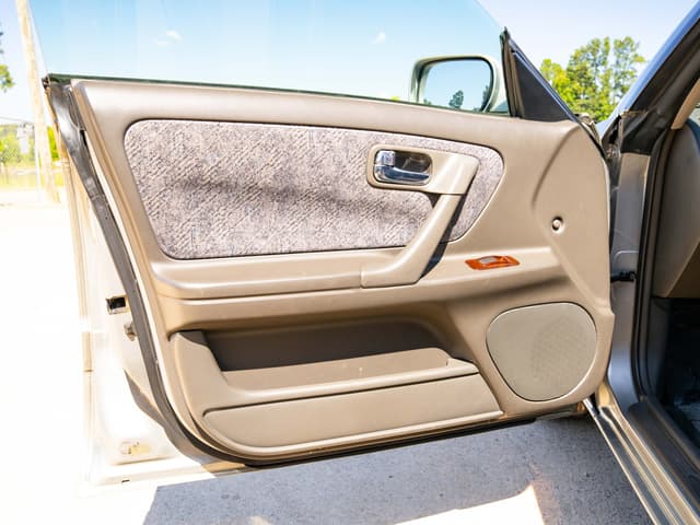 1999 Nissan Stagea JDM car for sale — photo 20 of 25