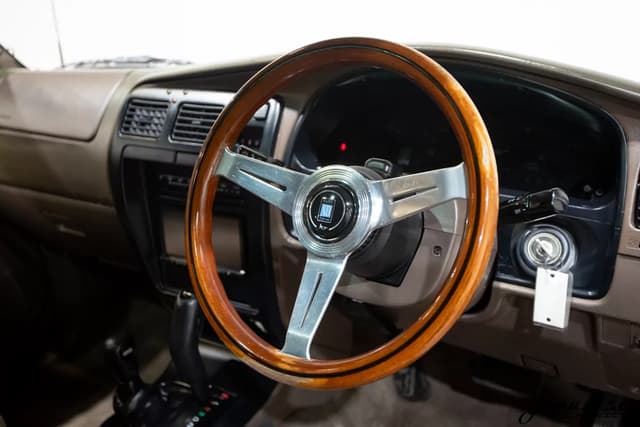 1998 Toyota Hilux Surf JDM car for sale — photo 12 of 25