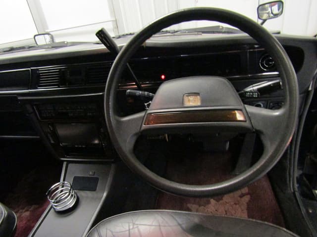 1991 Toyota Century JDM car for sale — photo 17 of 25