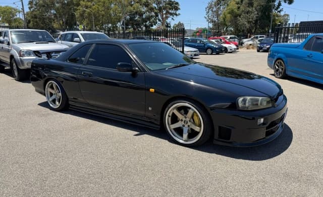 1999 Nissan Skyline JDM car for sale — photo 13 of 20