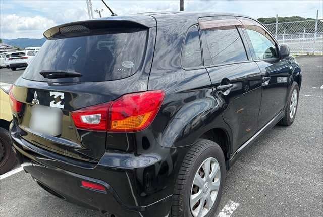 2011 Mitsubishi JDM car for sale — photo 4 of 17