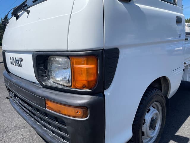 1996 Daihatsu Hijet JDM car for sale — photo 9 of 25