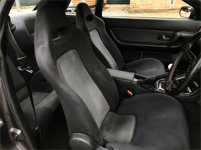 1990 Nissan Skyline JDM car for sale — photo 14 of 18