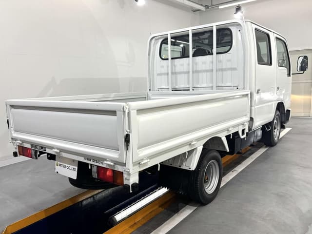 2000 Isuzu Elf JDM car for sale — photo 5 of 25