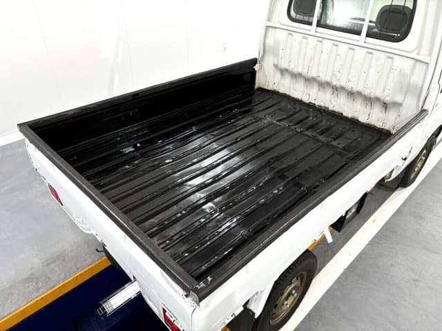 1999 Daihatsu Hijet JDM car for sale — photo 5 of 24