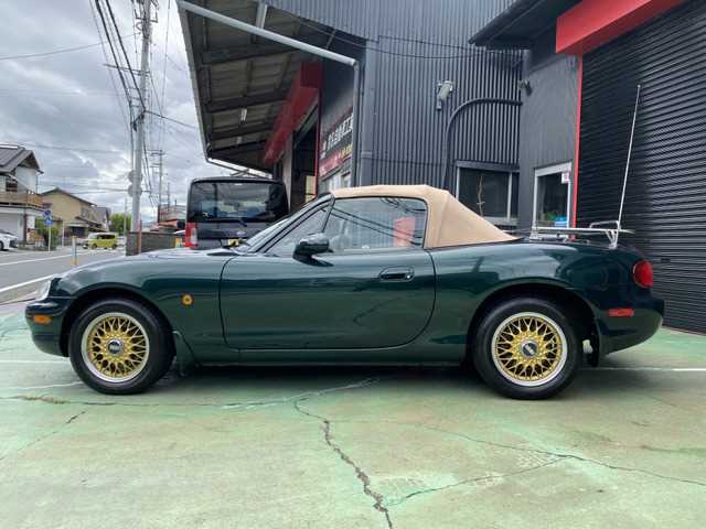 1999 Mazda Roadster (Eunos Roadster / MX-5) JDM car for sale — photo 3 of 20