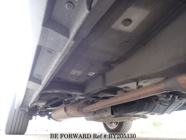 2007 Toyota Harrier JDM car for sale — photo 23 of 25