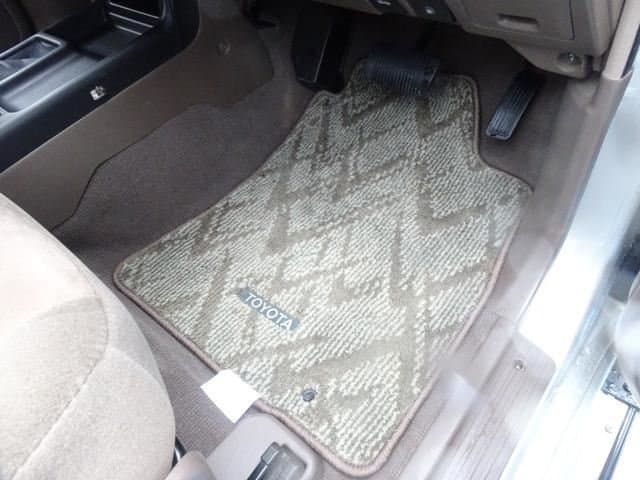 2001 Toyota Land Cruiser Prado JDM car for sale — photo 11 of 25