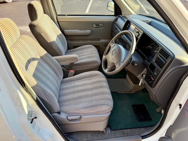 1998 Honda Stepwagon JDM car for sale — photo 15 of 25