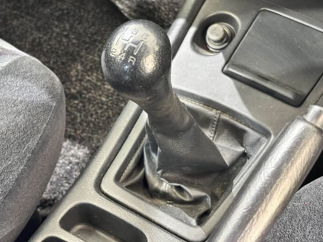 1998 Nissan Primera JDM car for sale — photo 18 of 25