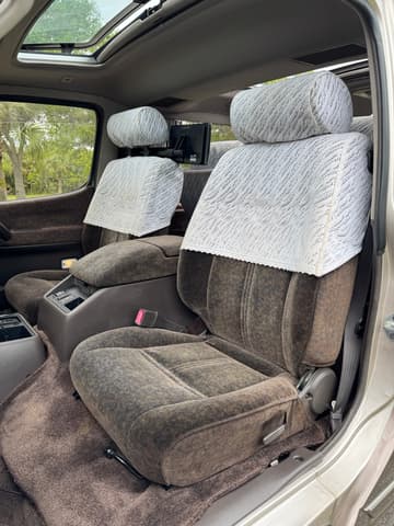 1994 Toyota HiAce JDM car for sale — photo 21 of 25