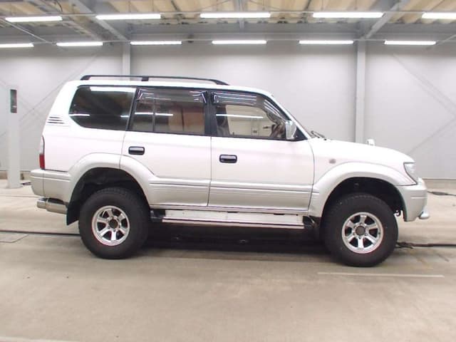 2001 Toyota Land Cruiser Prado JDM car for sale — photo 14 of 14