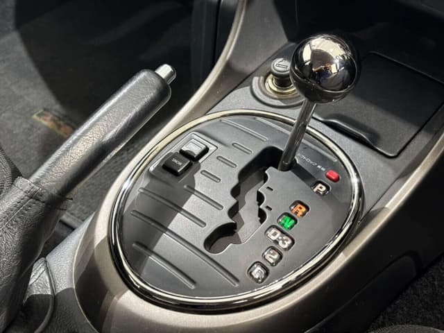 2000 Toyota Altezza JDM car for sale — photo 17 of 25