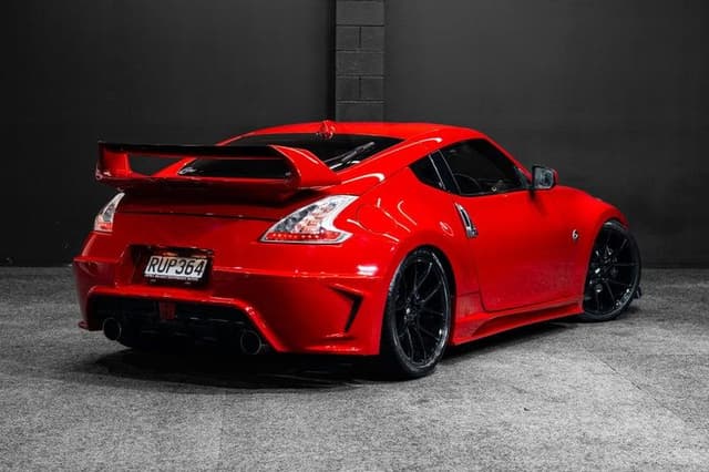 2009 Nissan Fairlady Z JDM car for sale — photo 12 of 19