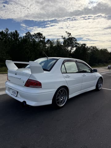 2001 Mitsubishi Lancer Evolution JDM car for sale — photo 6 of 9