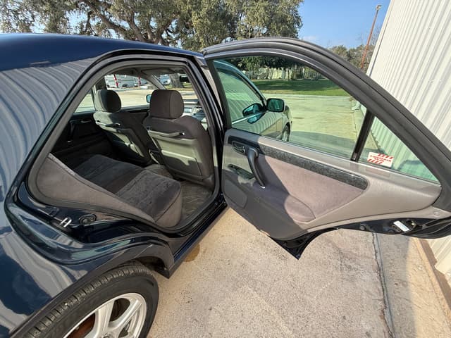 2000 Toyota Crown JDM car for sale — photo 15 of 22