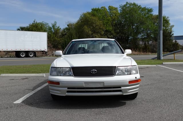 1997 Toyota Celsior JDM car for sale — photo 2 of 21