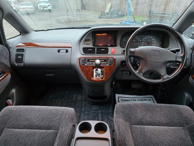 2000 Honda Odyssey JDM car for sale — photo 3 of 12