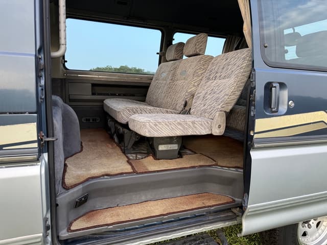 1993 Mitsubishi Delica JDM car for sale — photo 7 of 16