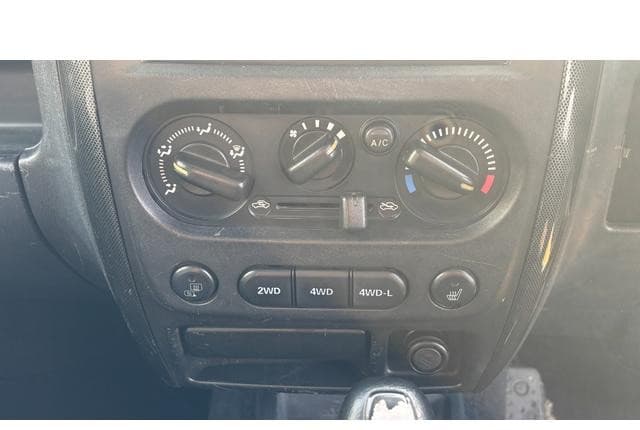 2010 Suzuki Jimny JDM car for sale — photo 11 of 25