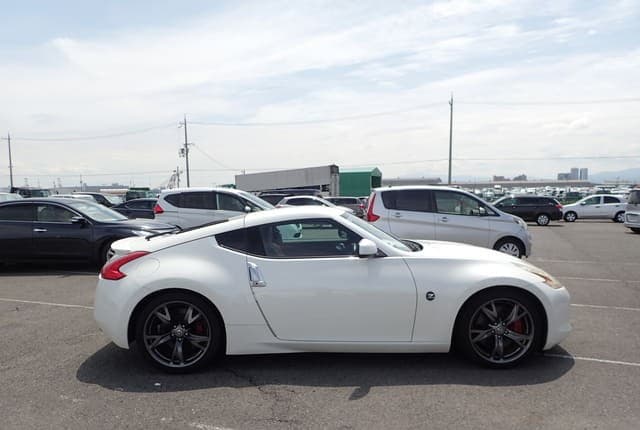 2010 Nissan Fairlady Z JDM car for sale — photo 6 of 25