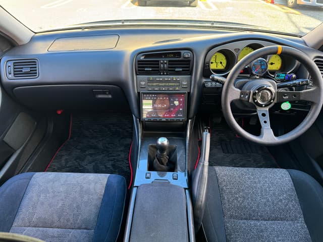 1998 Toyota Aristo JDM car for sale — photo 4 of 25