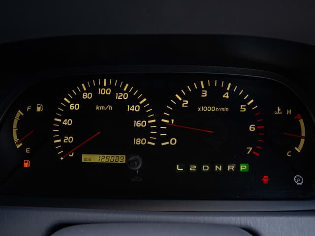 2001 Toyota Land Cruiser Prado JDM car for sale — photo 16 of 18