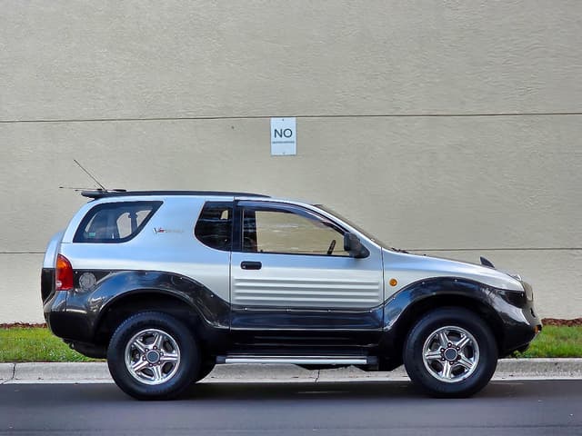 1999 Isuzu JDM car for sale — photo 5 of 25