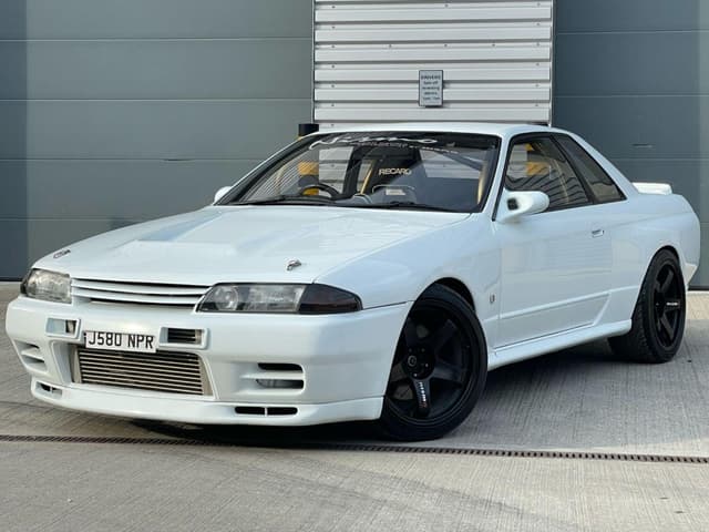 1991 Nissan Skyline JDM car for sale — photo 9 of 25